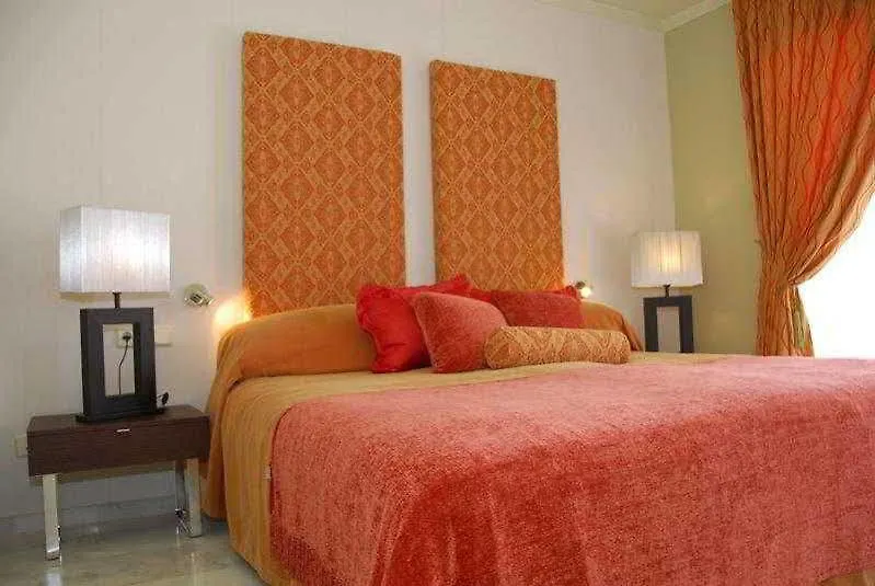 Hydros Hotel And Spa Benalmadena 4*,